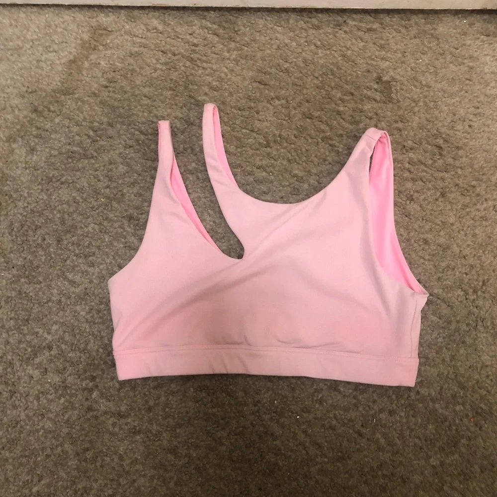ALO Yoga Pink Sports Bra,Top Size M